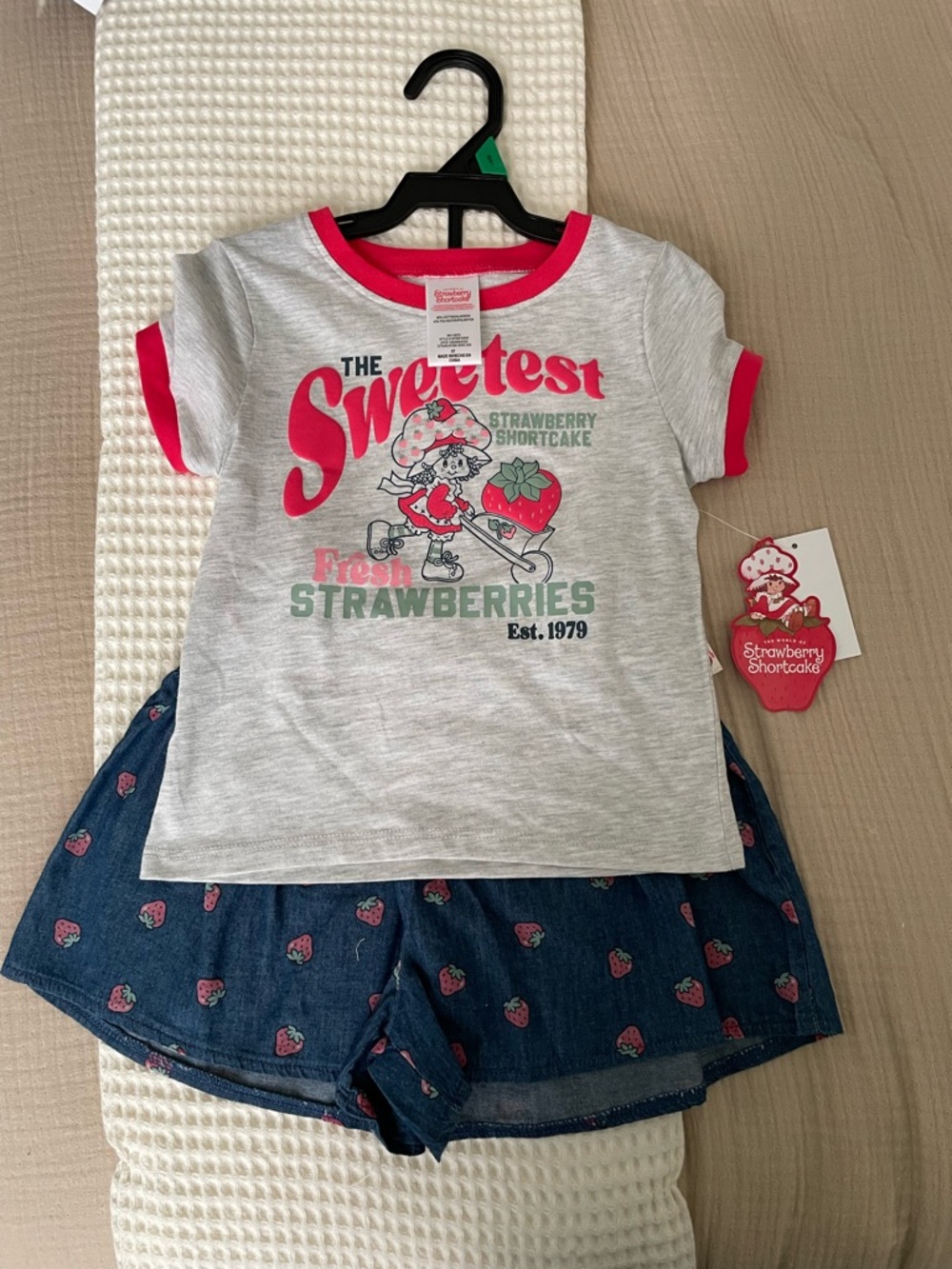 Strawberry Shortcake 'The Sweetest' Tee & Shorts Set - size 5T